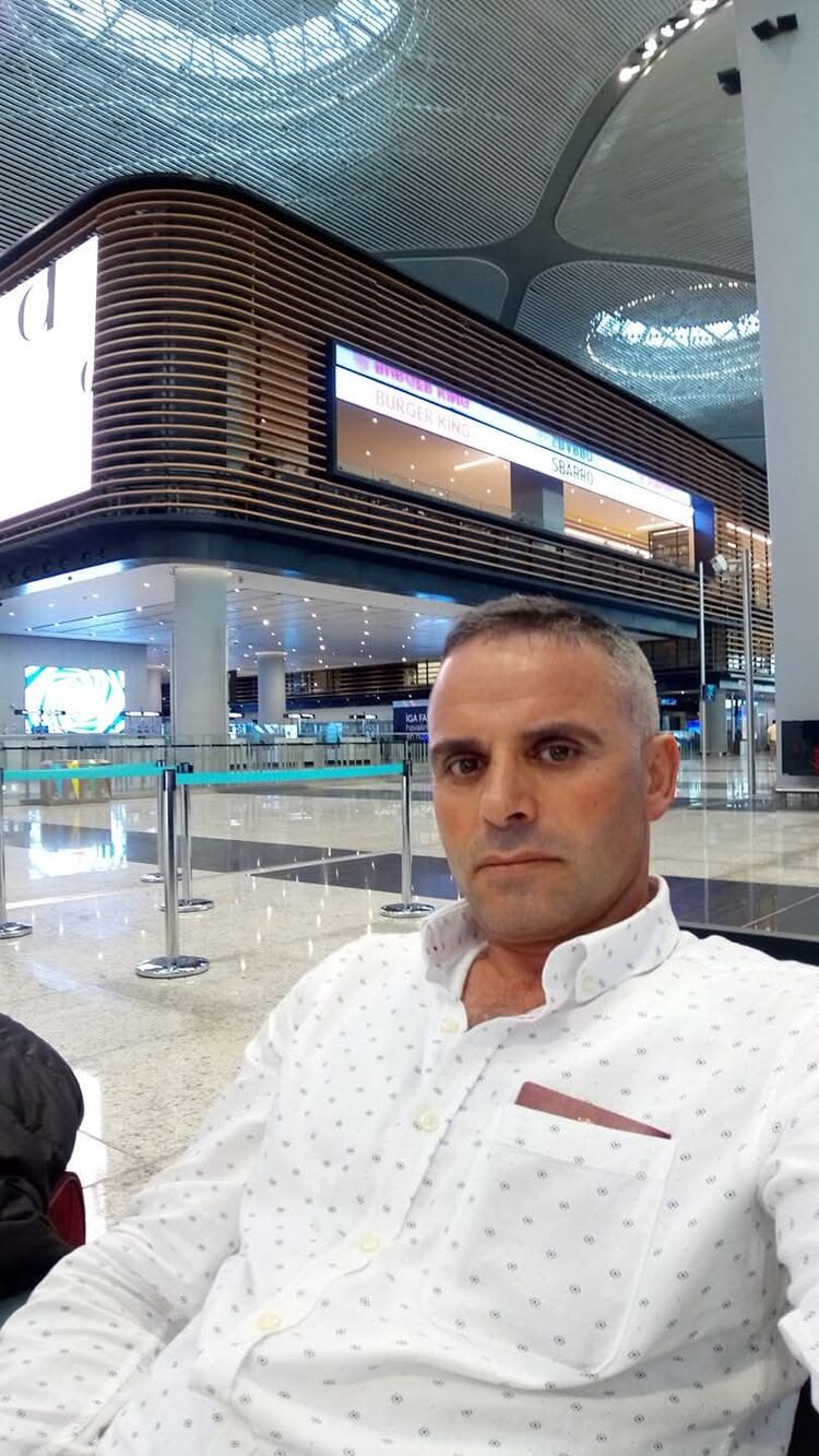  48530032  Emirhan, 45 ,    