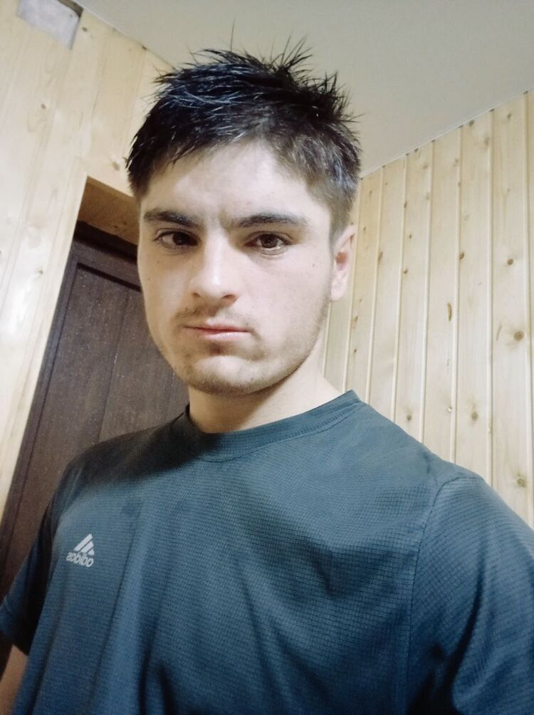  ,   Alek Bobo, 22 ,   ,   