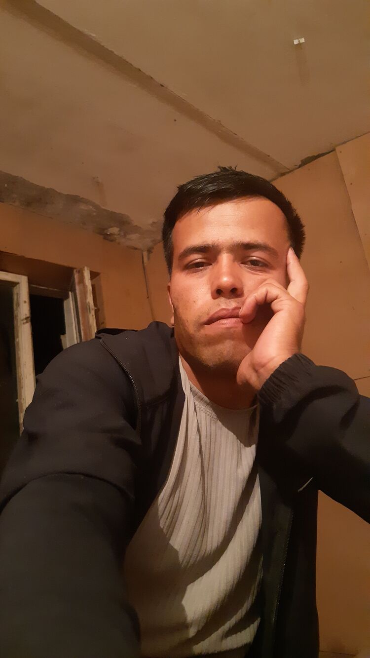  45060372  , 27 ,    