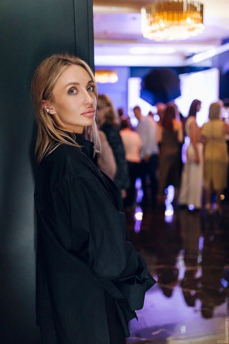 ���� 28779262 ������� ���������, 32 ����, ���� ���������� � �����-����������