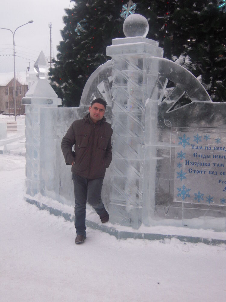  41669432  Adem, 39 ,    