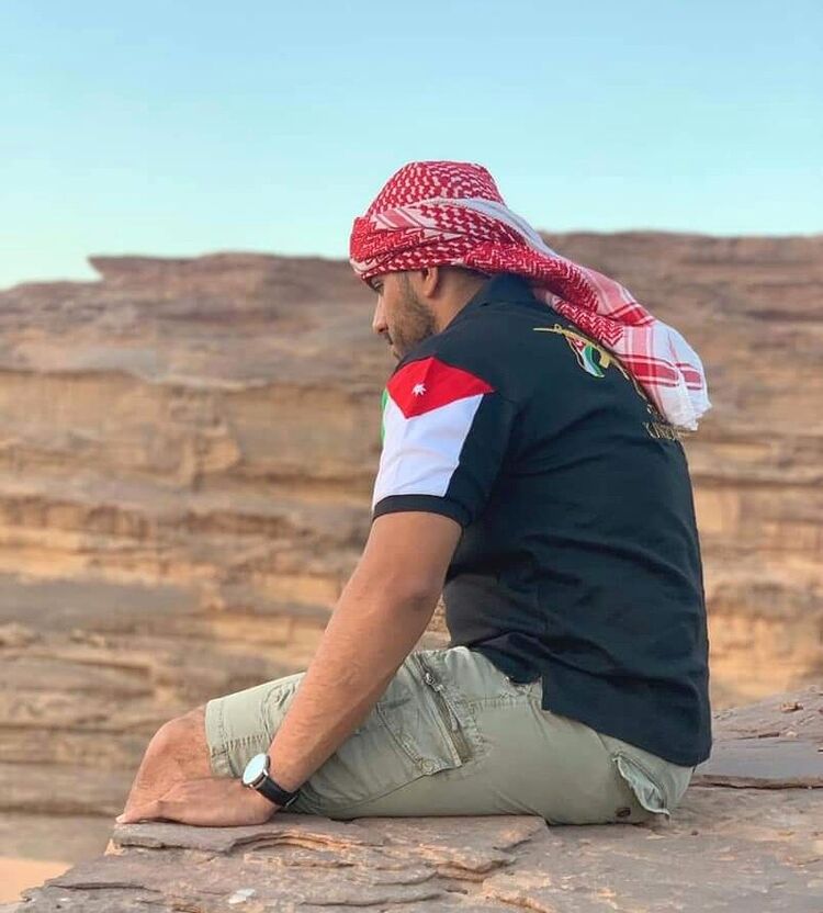  ,   Mukhammad, 25 ,   ,   , c 