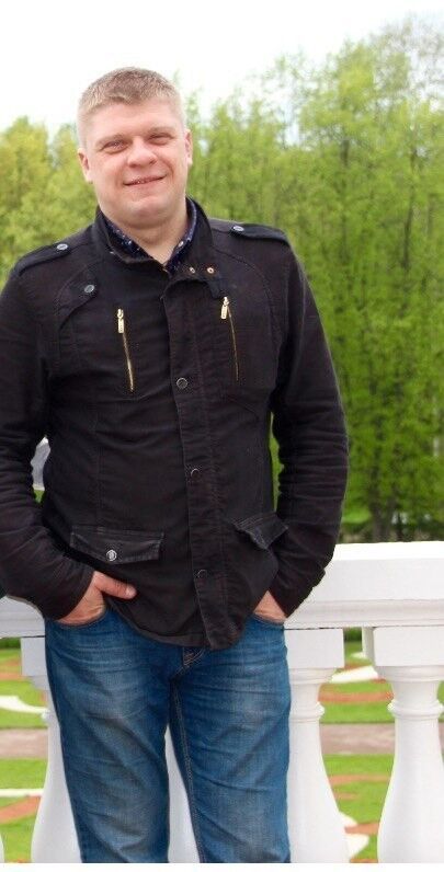  9404682  , 40 ,    -