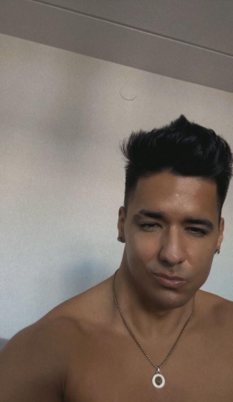  46803012  Nazzlero, 26 ,    