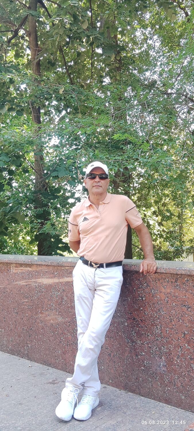 ,   Petru, 56 ,   