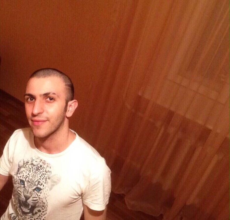  -,   Hussein, 33 ,   ,   , c 