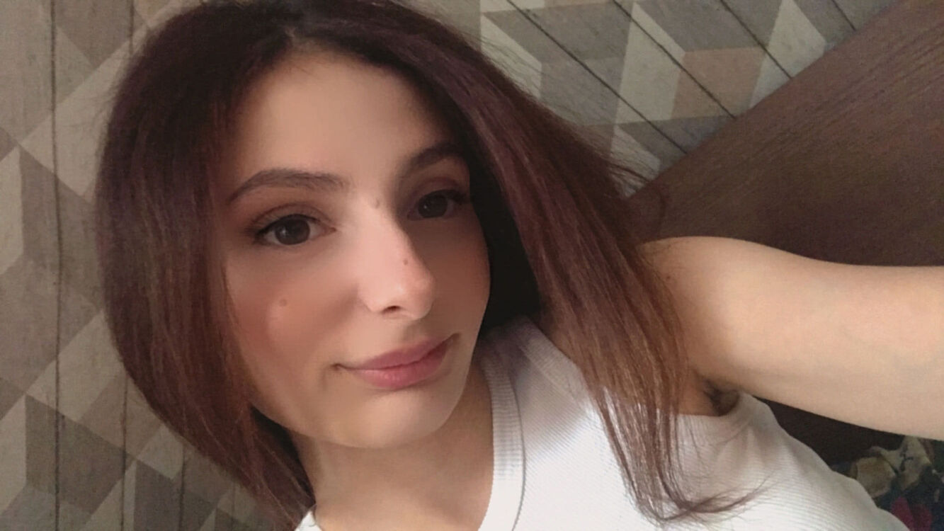  51899752  , 18 ,    
