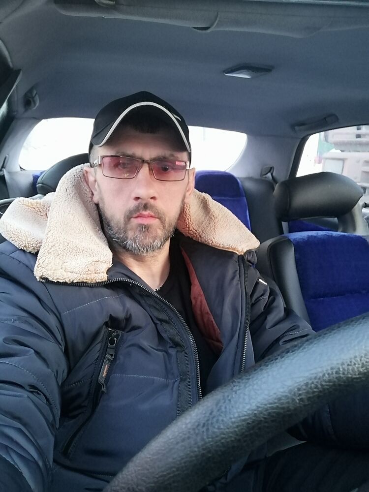  40680032  , 47 ,    
