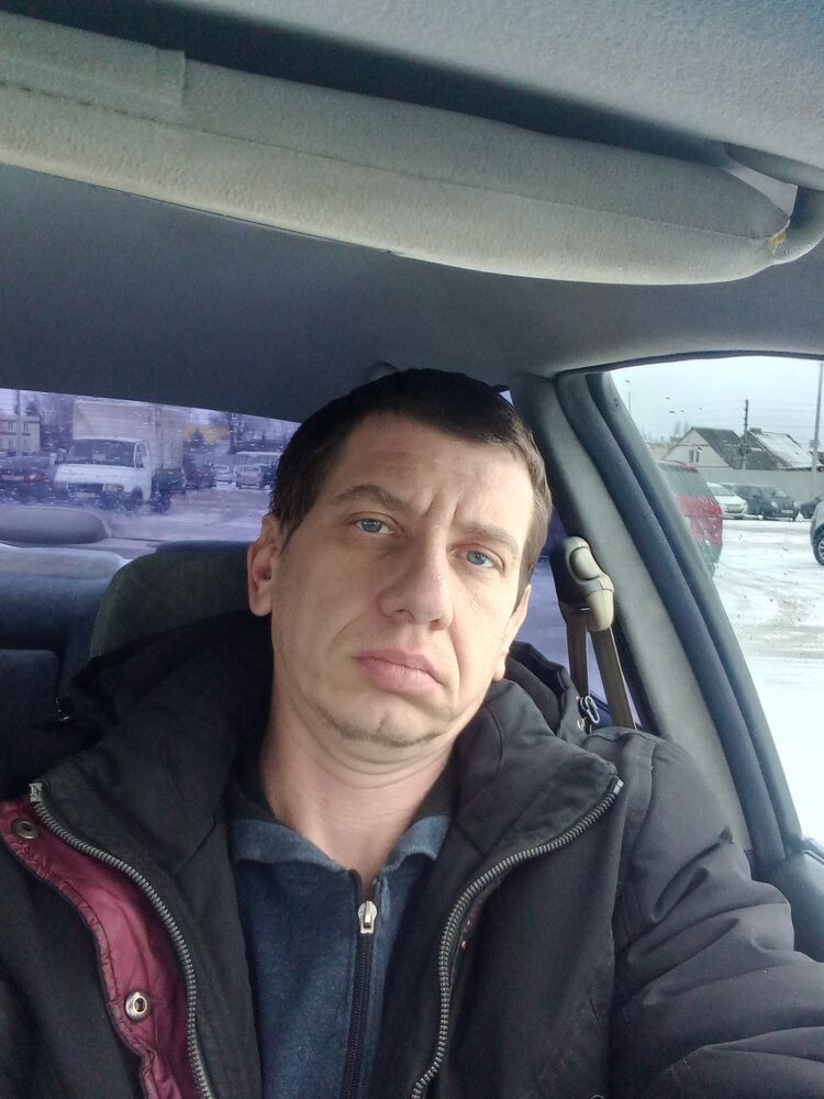  32338572  , 42 ,    