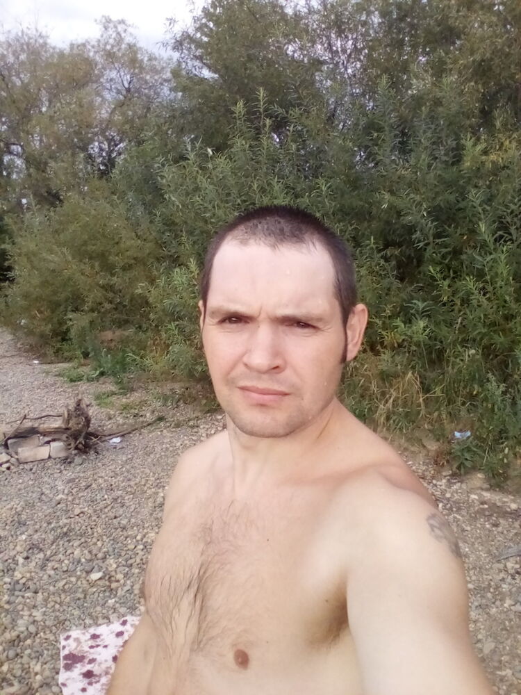  8735512  , 42 ,    