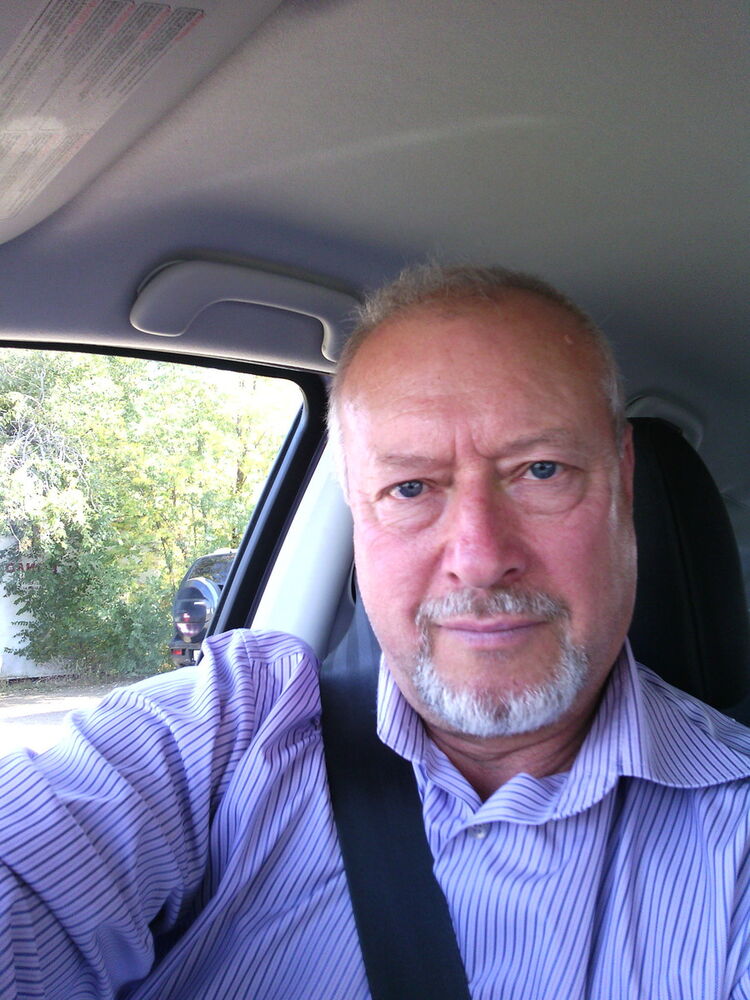  7885222  Vitalie, 65 ,    