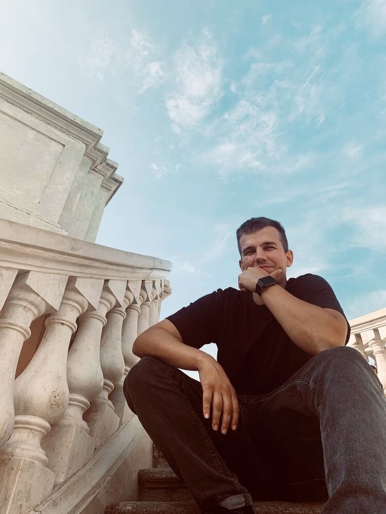  44193022  , 22 ,    -