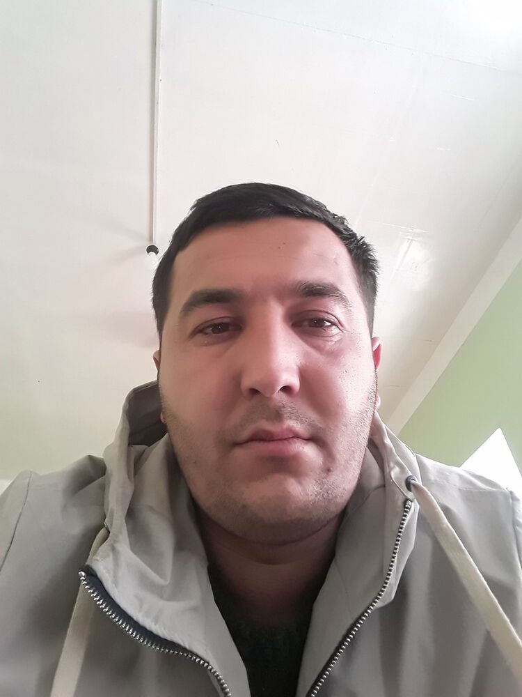  18674732  Sobir, 29 ,    