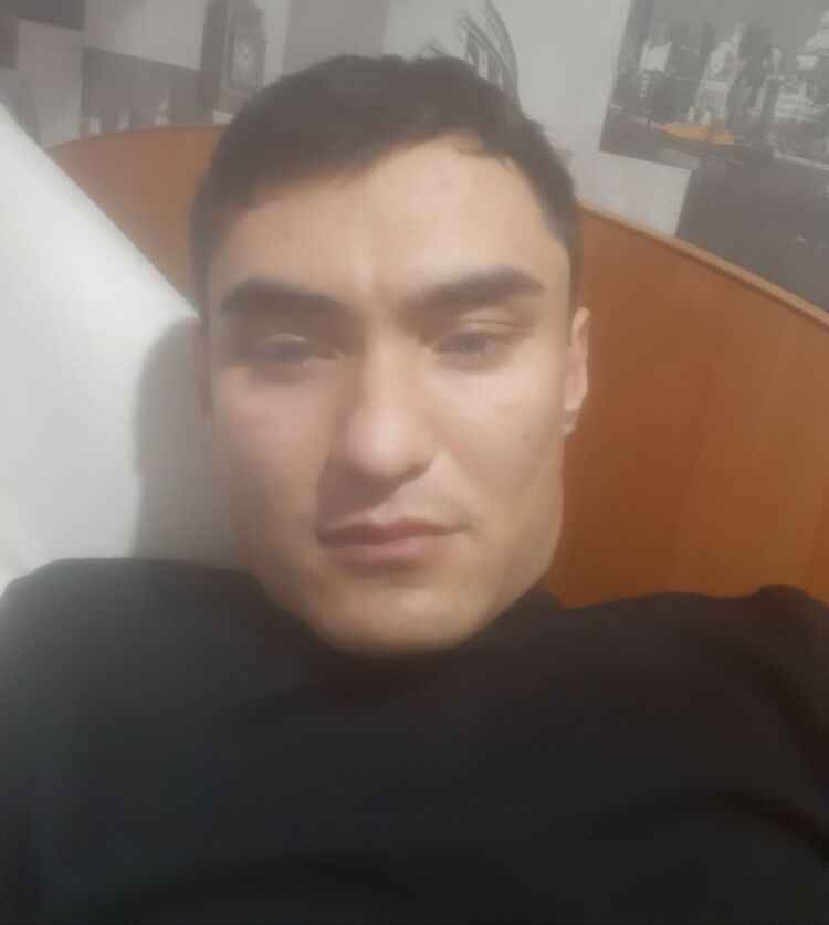  ,   Rustam, 32 ,   c 