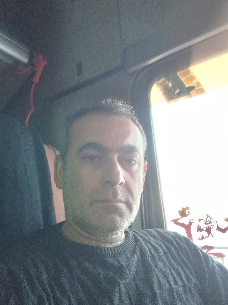  46025642  Mehmet, 46 ,    Deleted