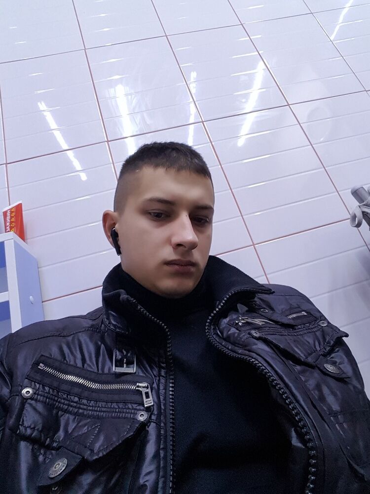  19778202  Andrey, 27 ,    