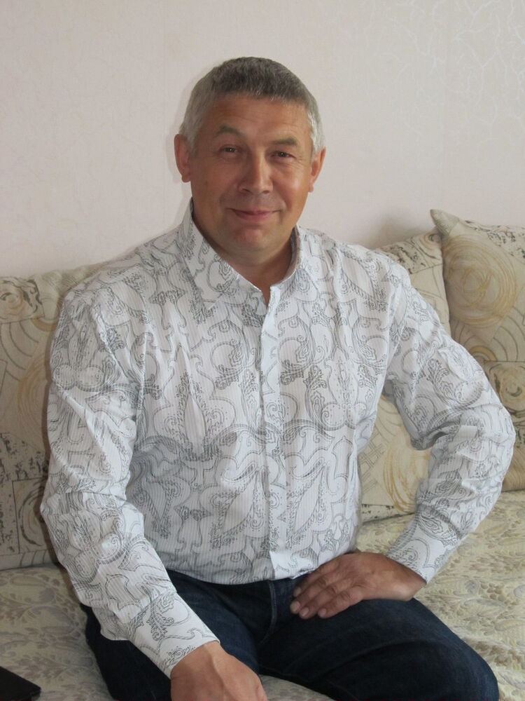  8025132  Alex, 56 ,    