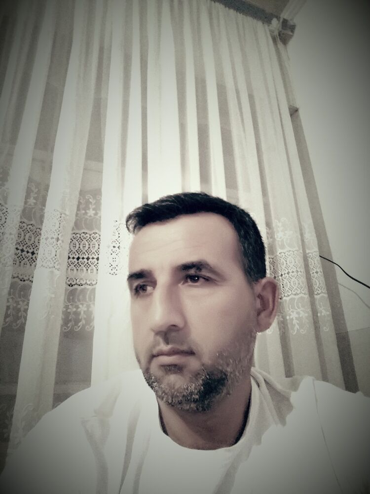  10826292  Farid, 51 ,    
