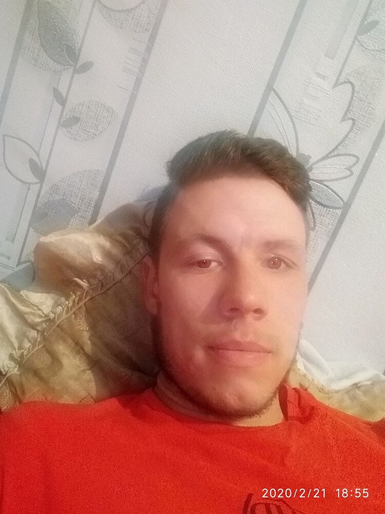  19104552  Ivan, 33 ,    