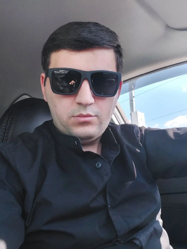  37637812  , 33 ,    -