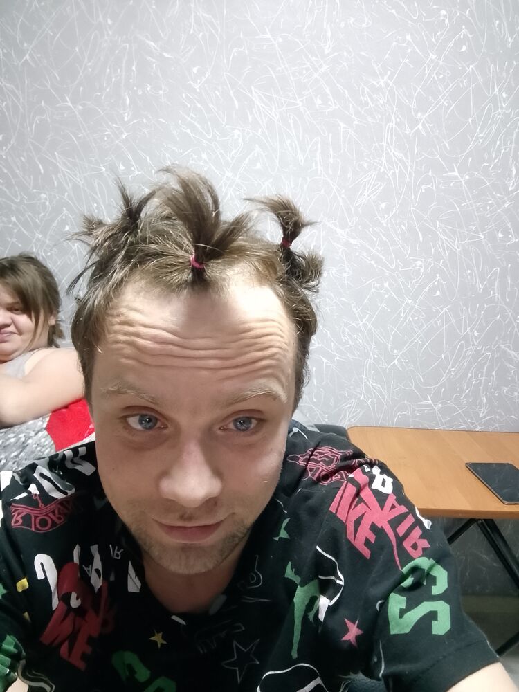  51281342  Alexey, 31 ,    