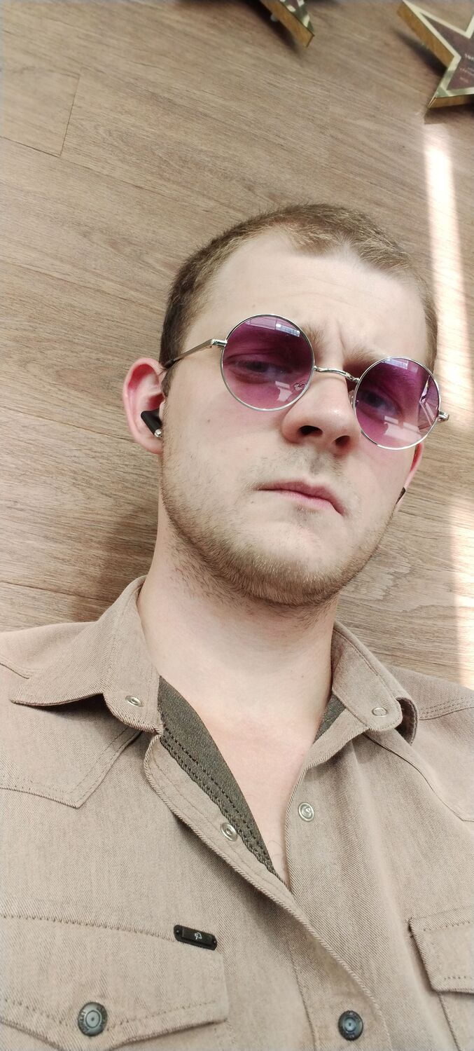  ,   Aleksandr, 29 ,   