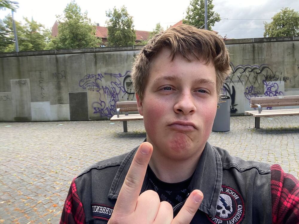  42926162  , 19 ,    