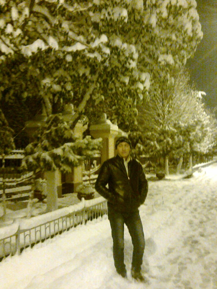  14629842  Farruhbek, 40 ,    