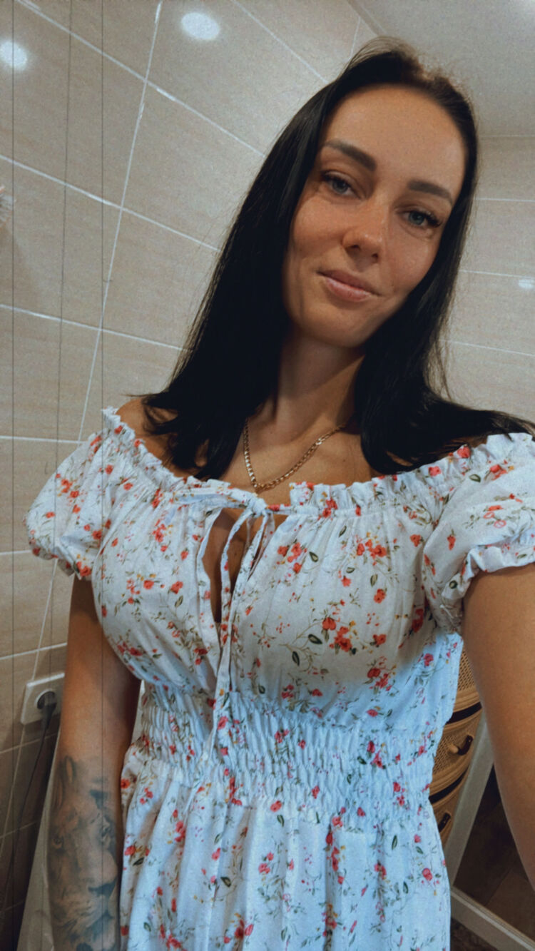  ,   Diana, 28 ,   ,   , c 