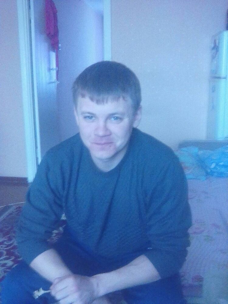  11455792  Denis, 37 ,    
