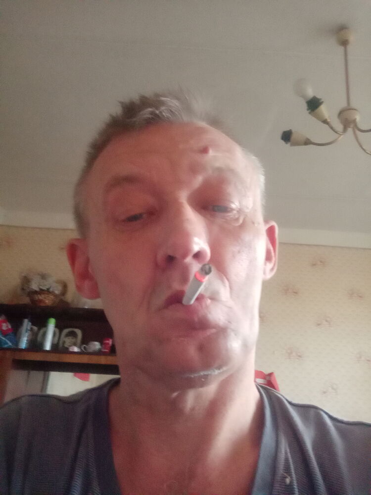  45917372   , 51 ,    