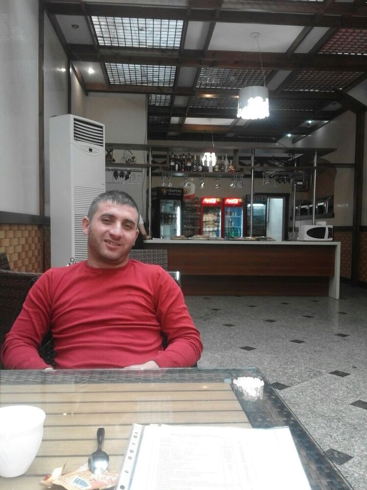  34682122  ARTAK BALYAN, 39 ,    
