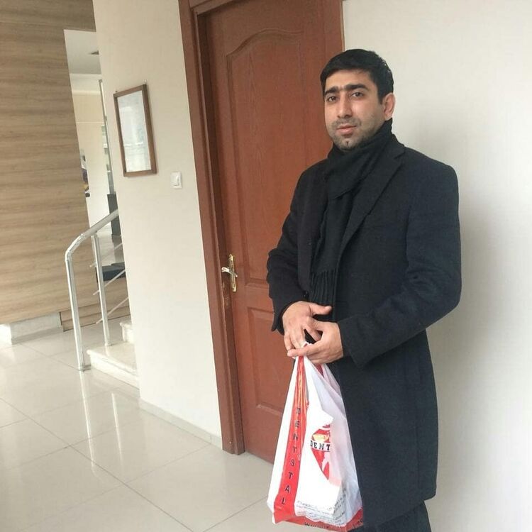  ,   Doctor, 40 ,   ,   , c 