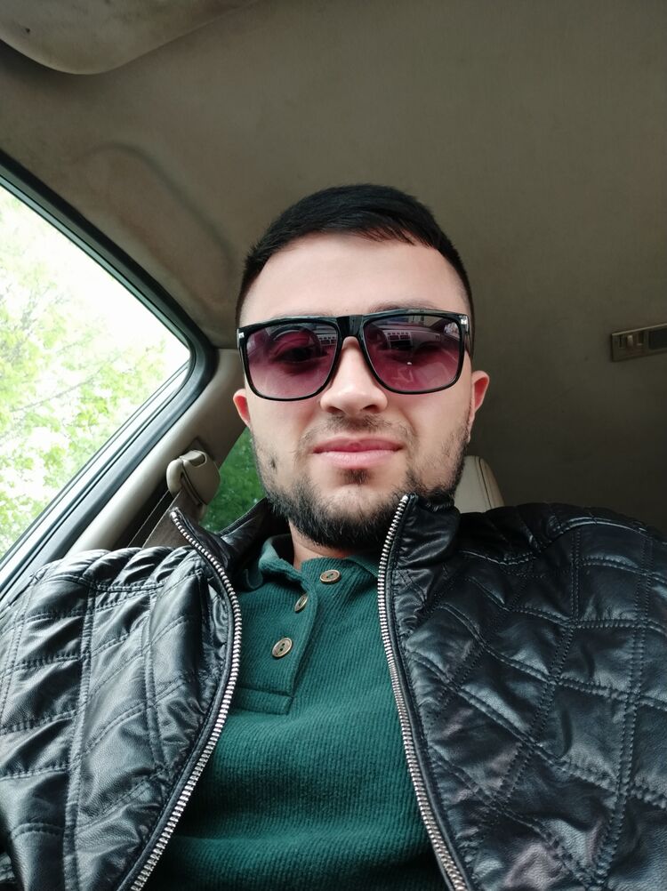  23068722  , 31 ,    