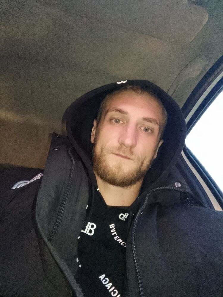  39067132  , 37 ,    