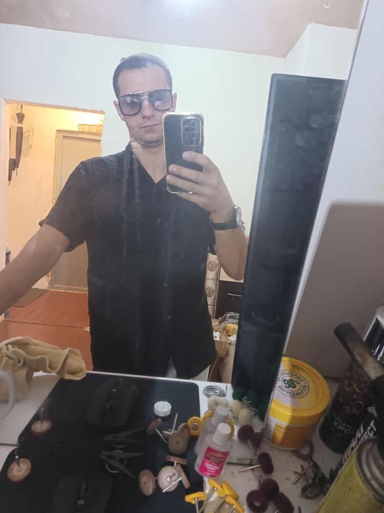  46066992  Dzmitii, 27 ,    