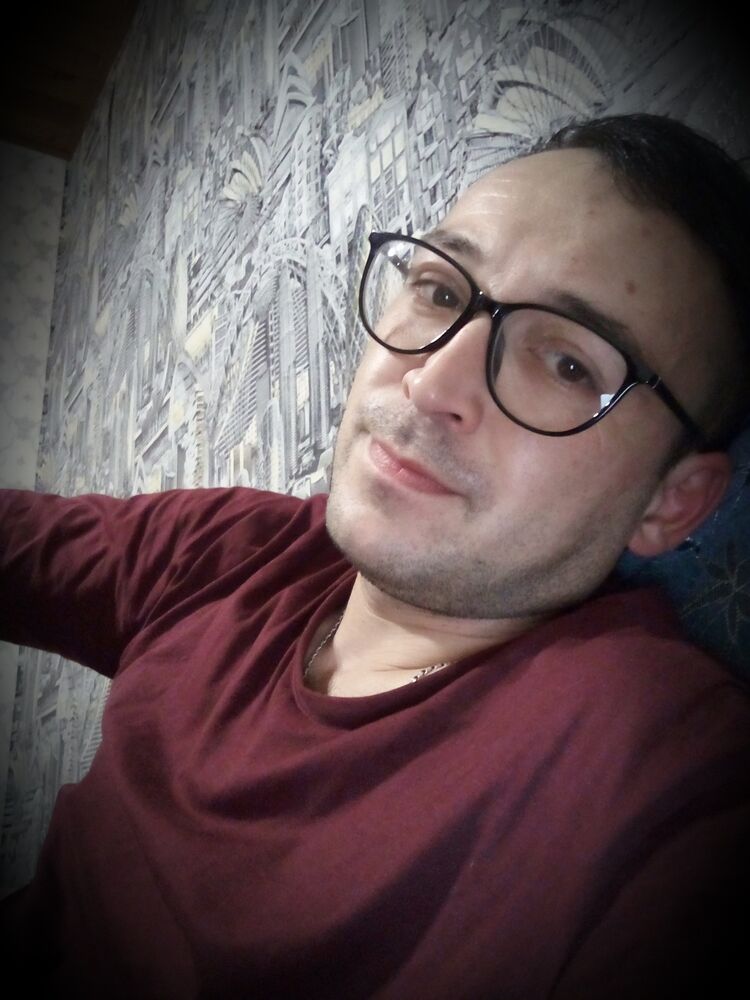  31958392  , 35 ,    