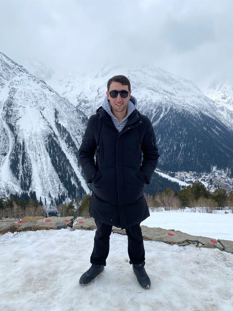  ,   Gio, 27 ,   ,   