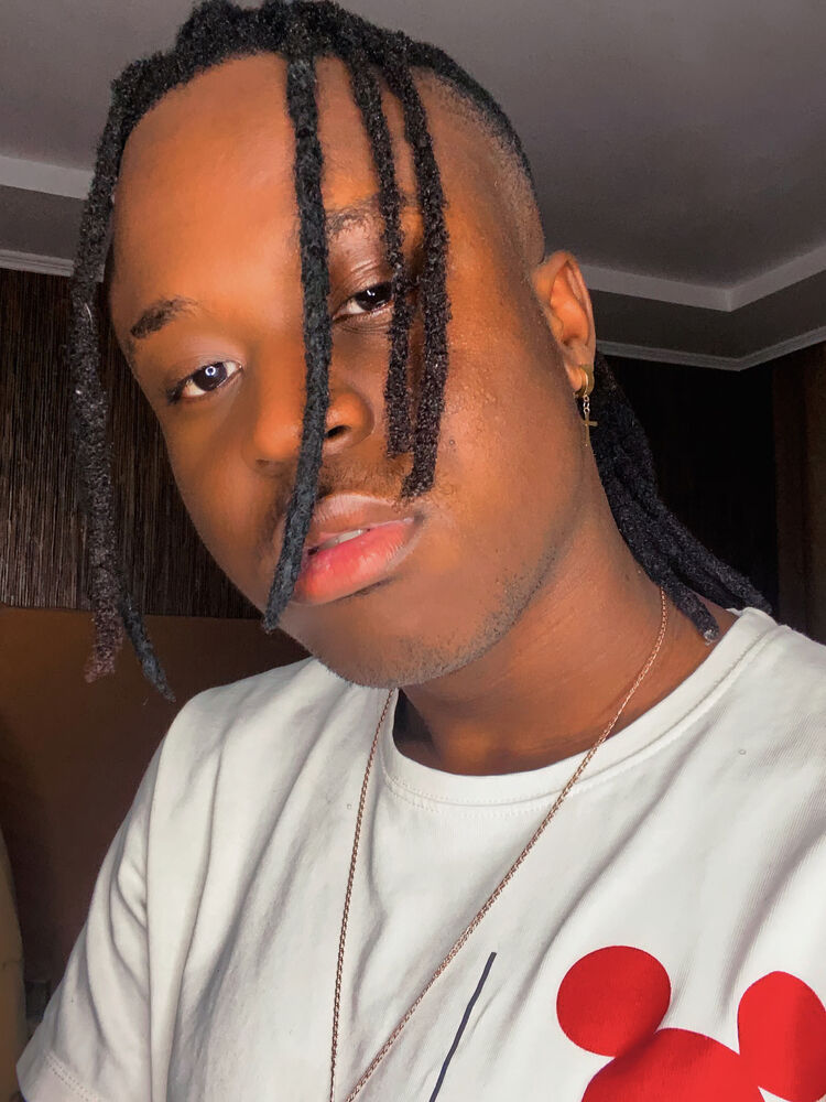  27042872  Vladmir, 30 ,    