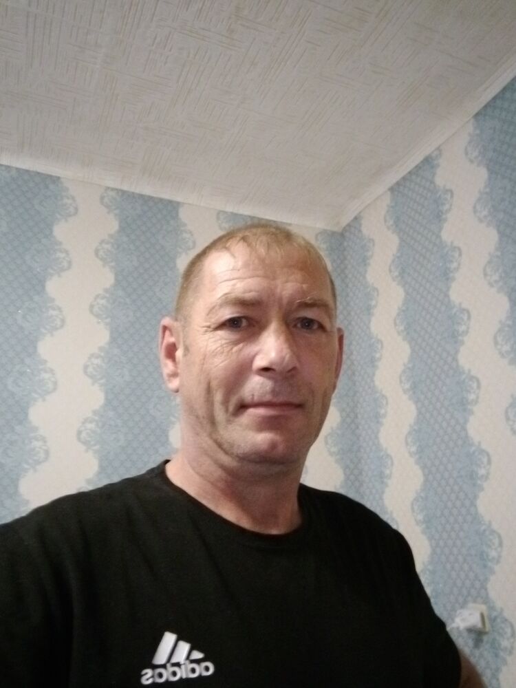 37183072  , 46 ,    