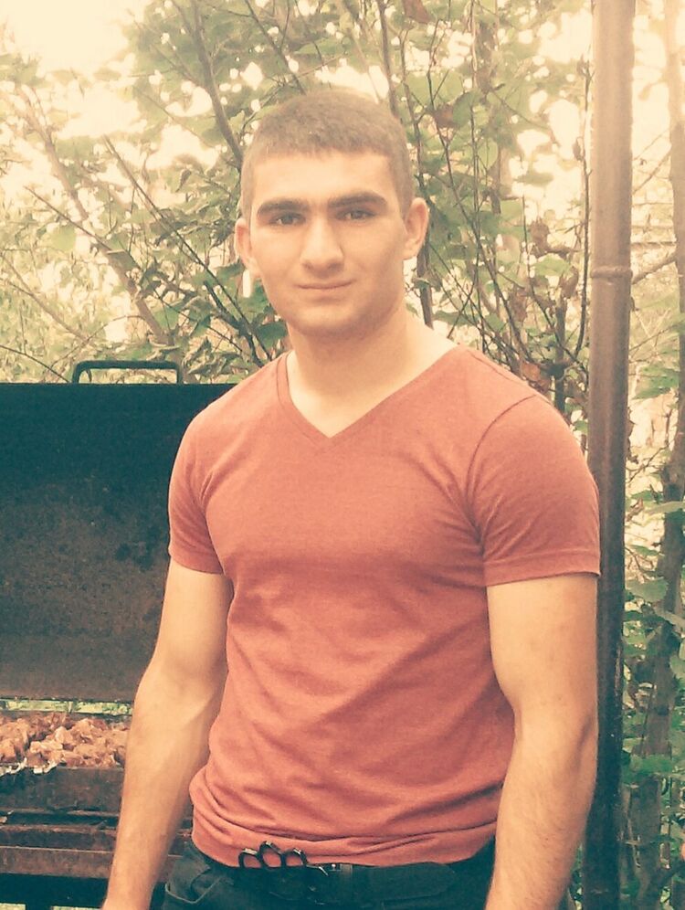  9737092  Roma, 35 ,    