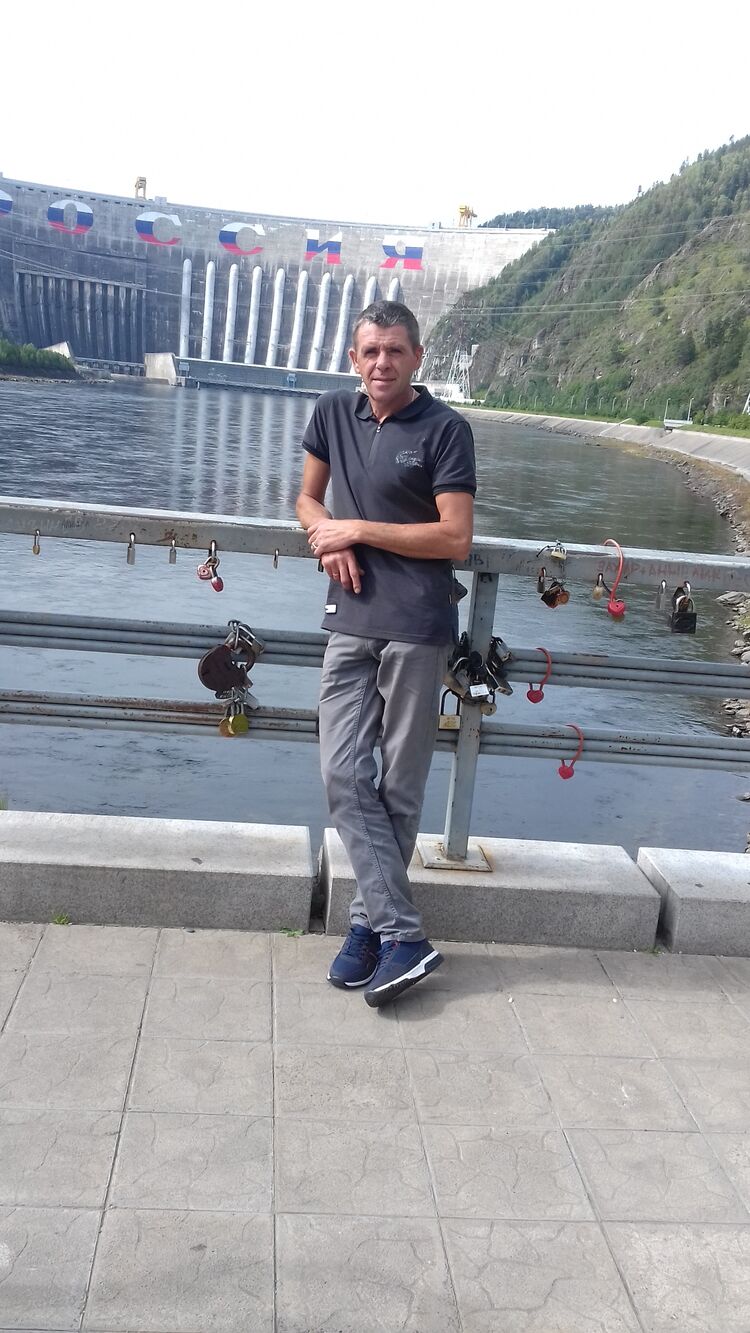  ,   Sergei, 48 ,   ,   