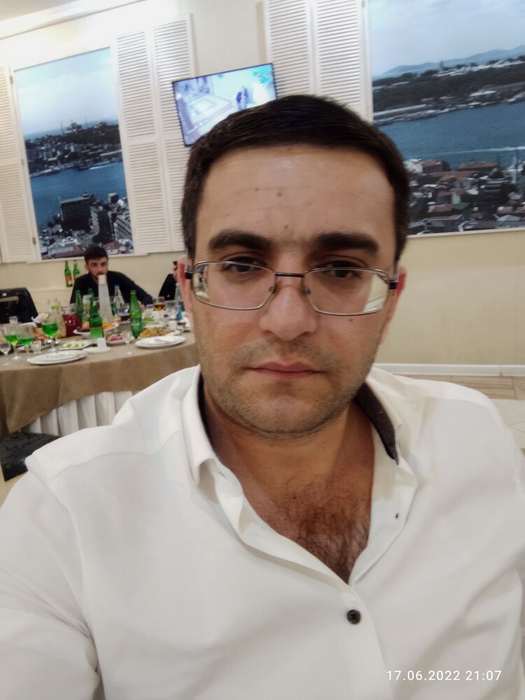  28985122  Royal, 40 ,    