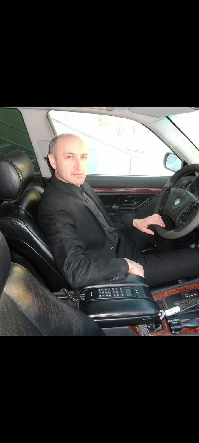  ,   Alex, 48 ,   ,   