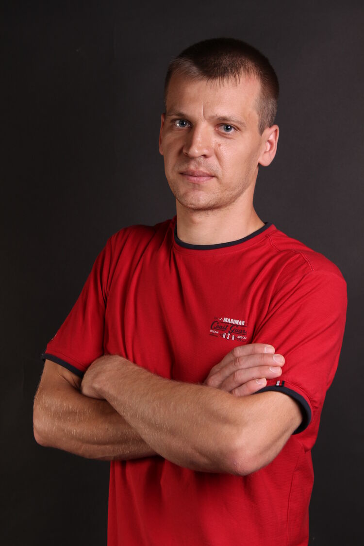  ,   Artem, 39 ,     , c 