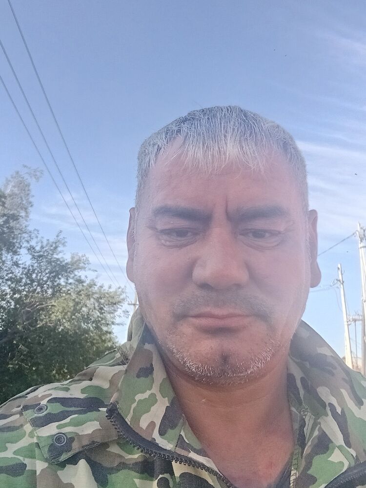  53336692  Abdullo, 48 ,    