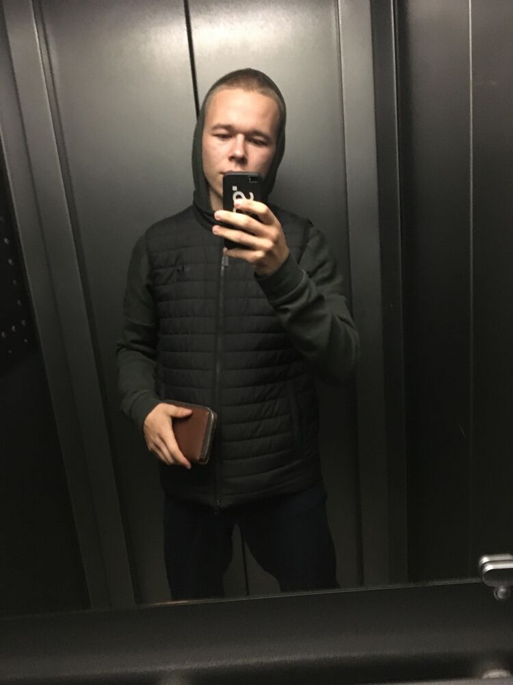  32870362  , 23 ,    