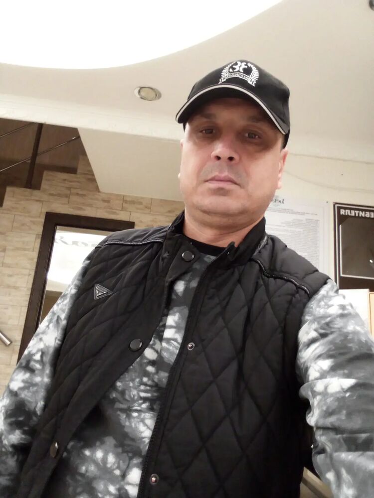  54153992  Sahet, 43 ,    