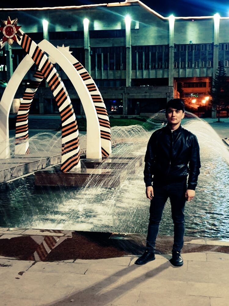   ,   Elmurod, 23 ,   ,   