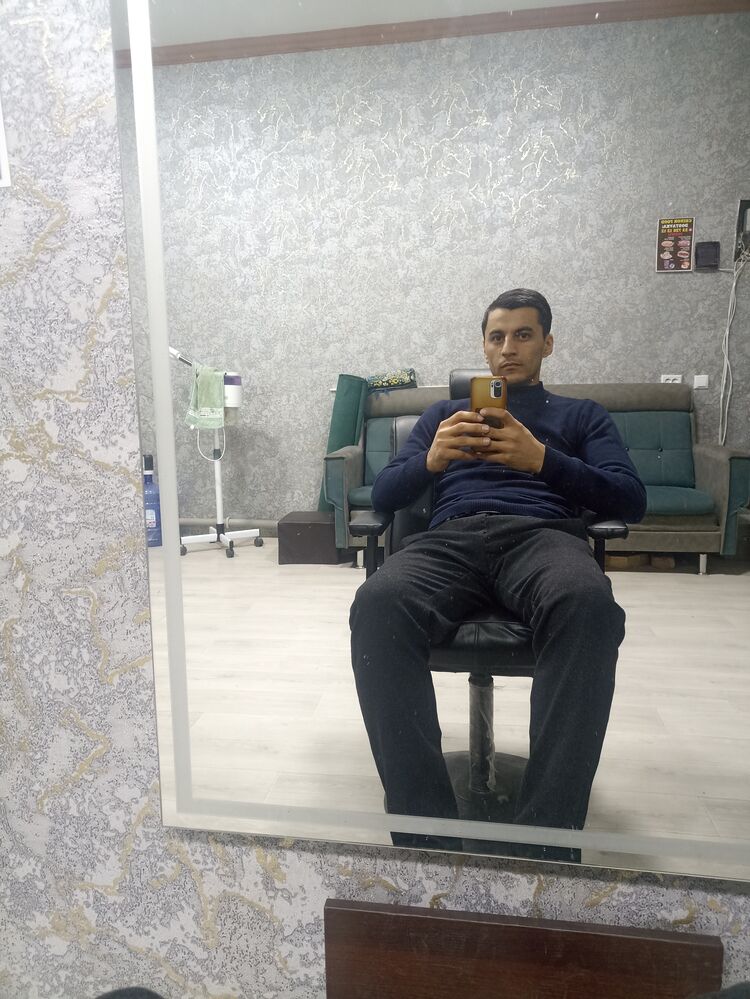  50997932  Dostonbek, 32 ,    